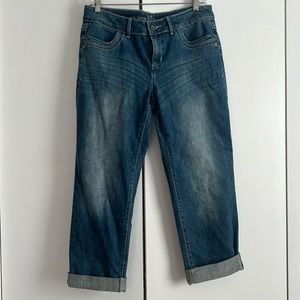 Simply Vera Wang Straight Roll Cuff Capri